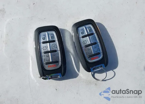 2020 Chrysler Pacifica Touring L z USA, uszkodzony, nr VIN 2C4RC1BG7LR113856